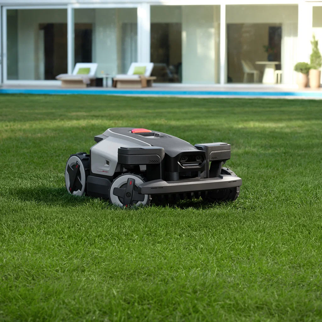 ROBOROCK Z115 1500M2 AWD RTK - Bild 5